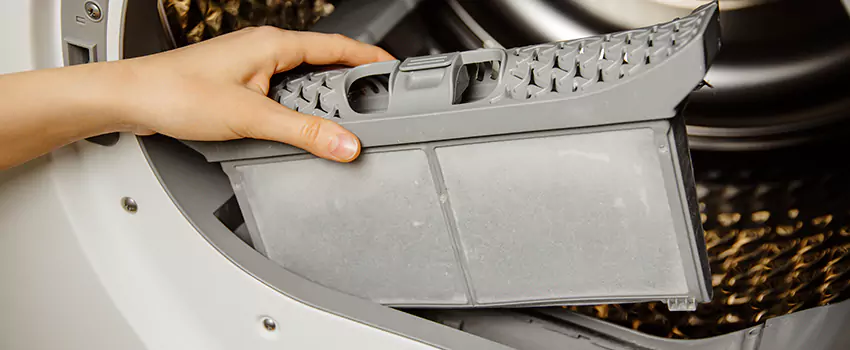 Signs Of A Clogged Dryer Lint Trap in Fredericksburg, Virginia